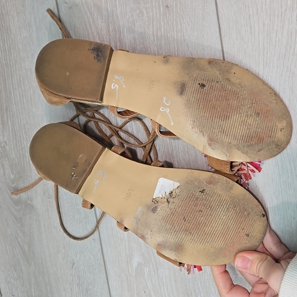 Steve Madden Women Swizzle Multicolor Pom Pom Sandals Leather Lace Up Sz 8.5 - Picture 9 of 11